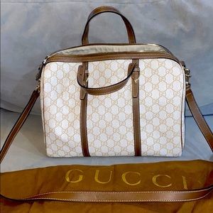 ❌SOLD❌ Gucci GG Supreme Medium Joy Boston Bag
